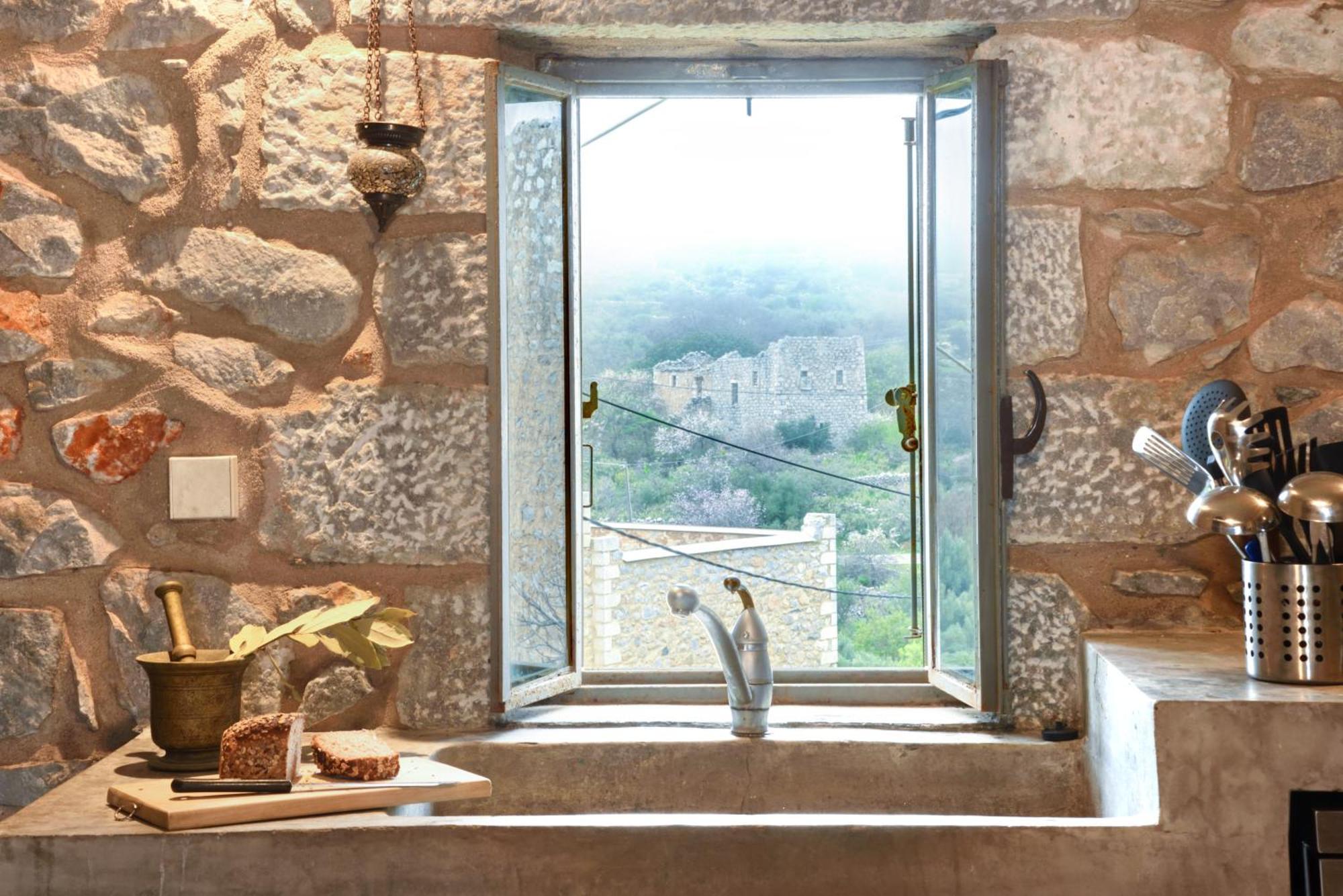 Lagia Zen Residence In Mani Exterior photo